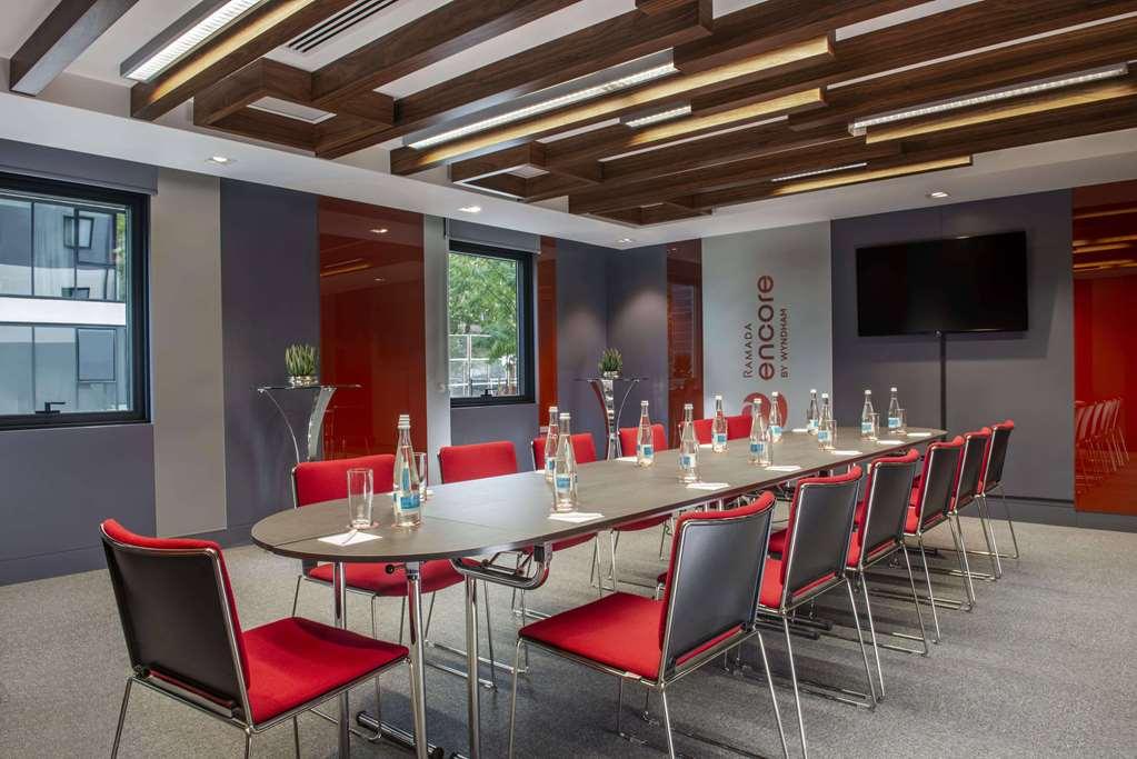 Ramada Encore Tbilisi Facilidades foto