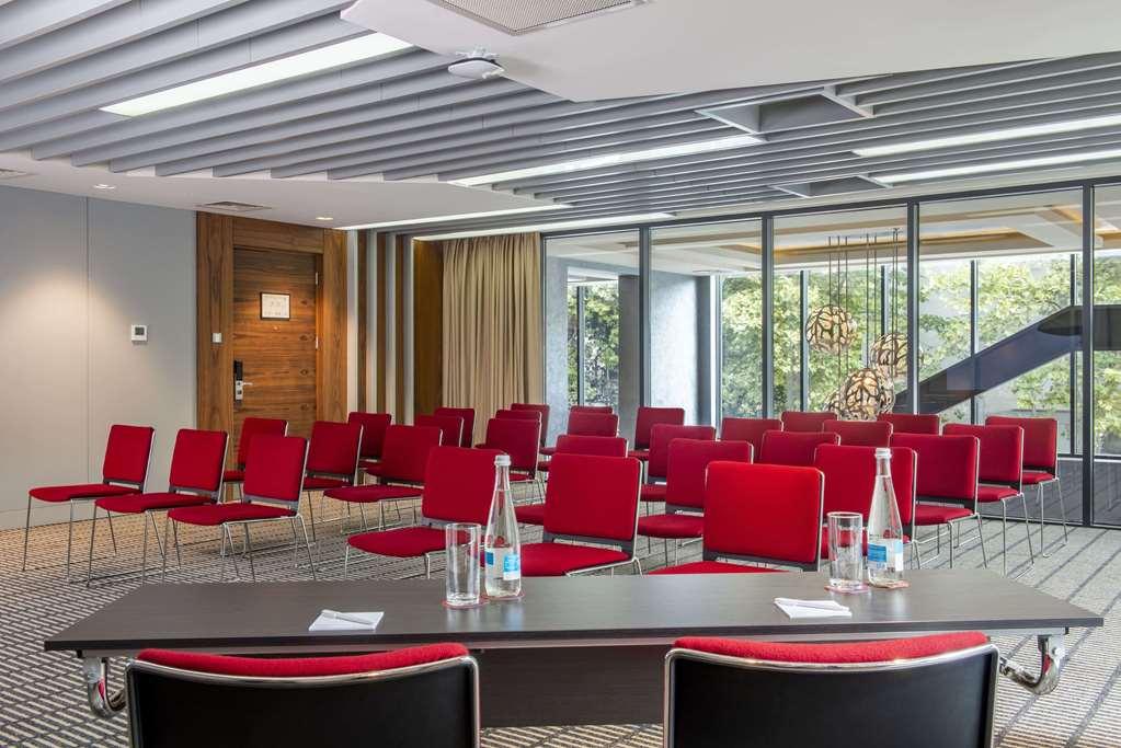Ramada Encore Tbilisi Facilidades foto